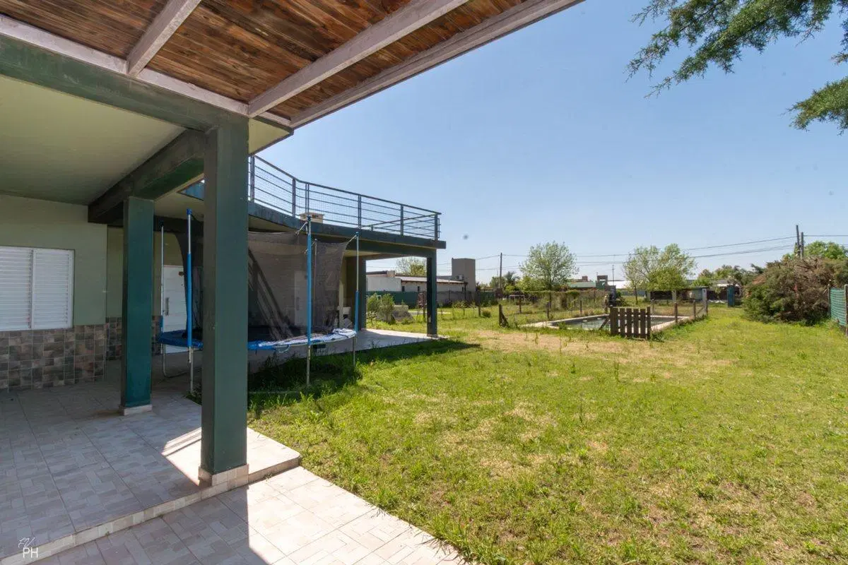VENTA CASA DE 3 DORMITORIOS PUNTA CHACRA 4