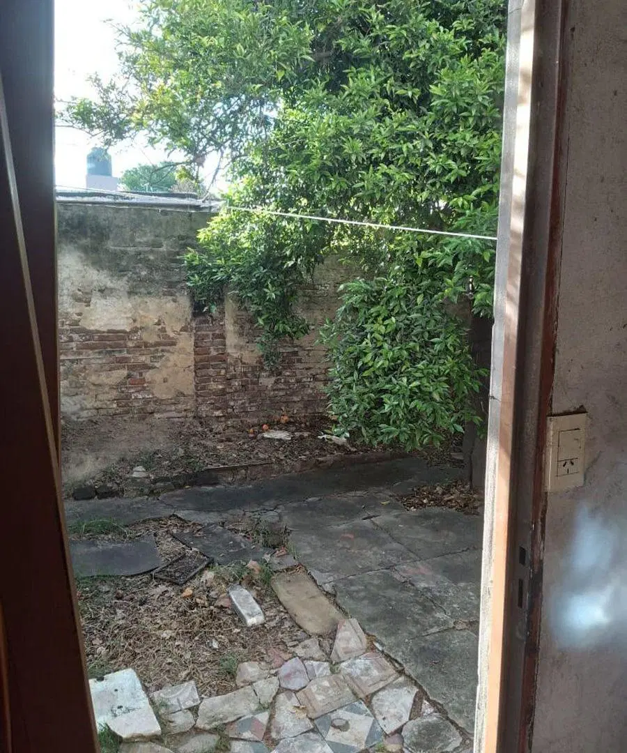 CASA DE PASILLO EN VENTA. ZONA AZCUENAGA 2