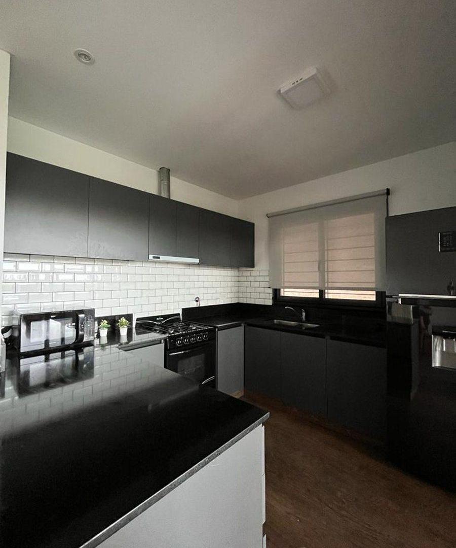 Foto de CASA EN ALQUILER DON MATEO FUNES, imagen 1