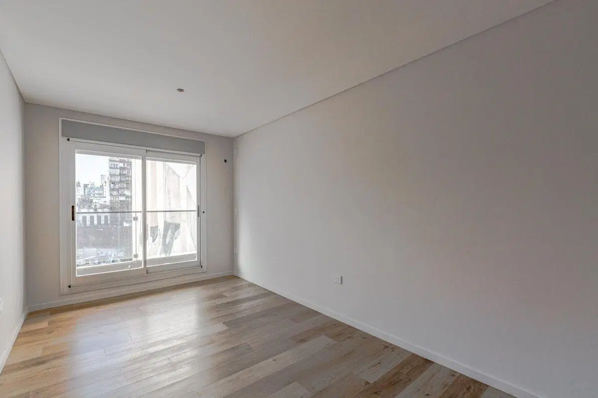 Venta Dpto 1 Dormitorio c/2 Balcones. Centro. 4