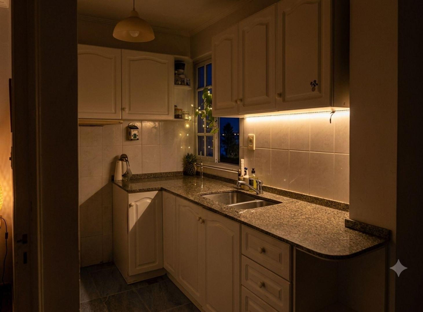 Foto de DEPARTAMENTO EN VENTA 3 DORMITORIOS CON COCHERA, imagen 3