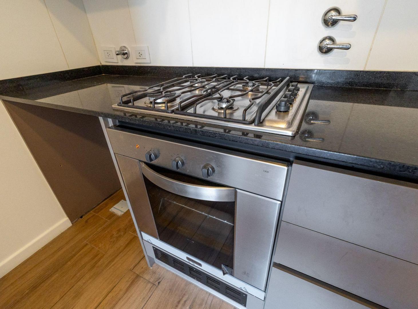 Foto de MONOAMBIENTE EN VENTA CON BALCÓN AL FRENTE CENTRO, imagen 4