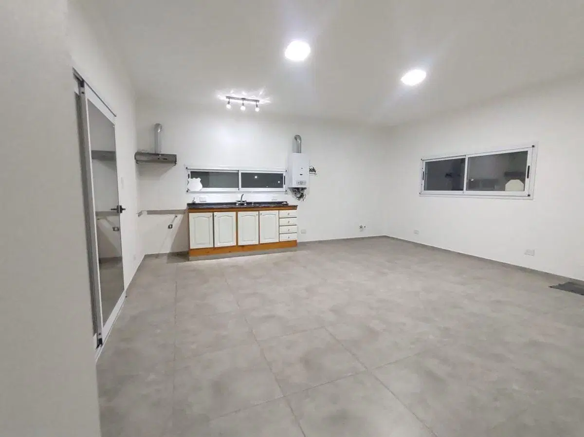 CASA EN VENTA 2 DORMITORIOS IBARLUCEA CON PILETA 5