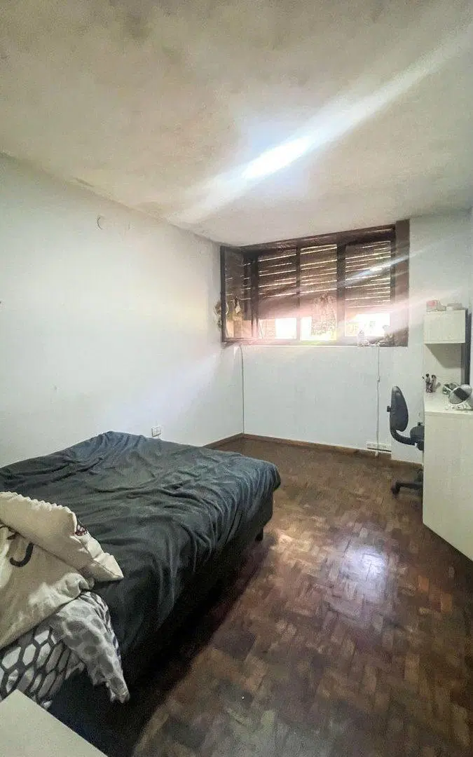 CASA EN VENTA 3 DORMITORIOS CON COCHERA LA FLORIDA 4