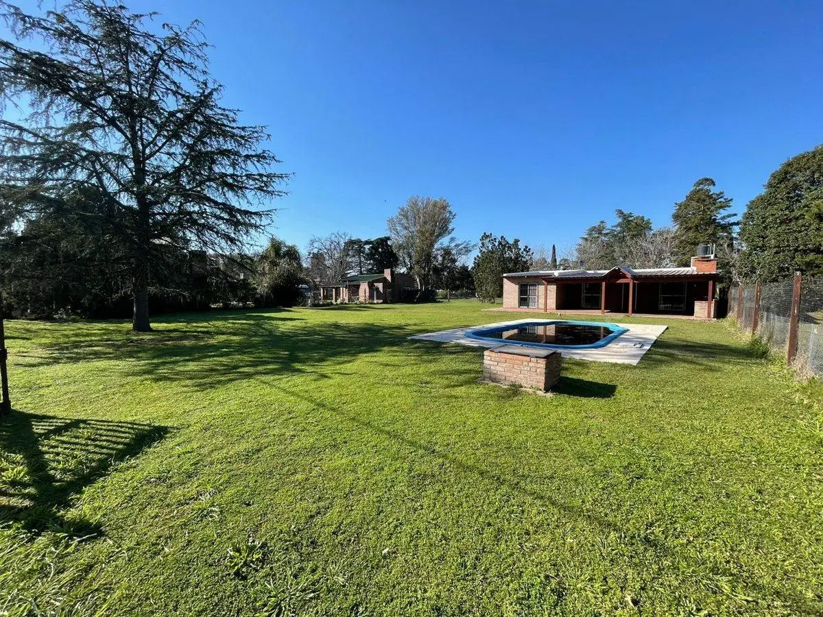 Venta casa en Oliveros con gran terreno 5