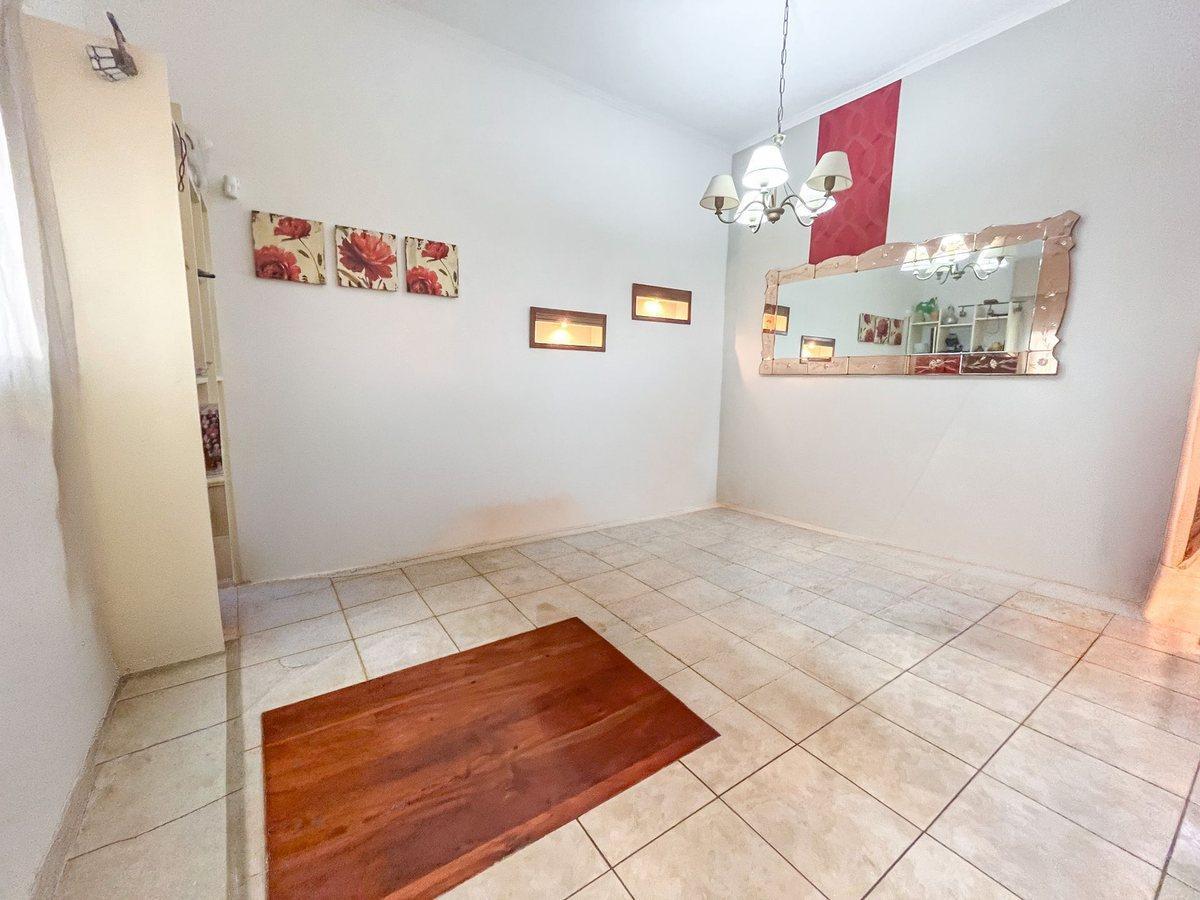Foto de VENTA CASA AL FRENTE 3 DORMITORIOS, imagen 3