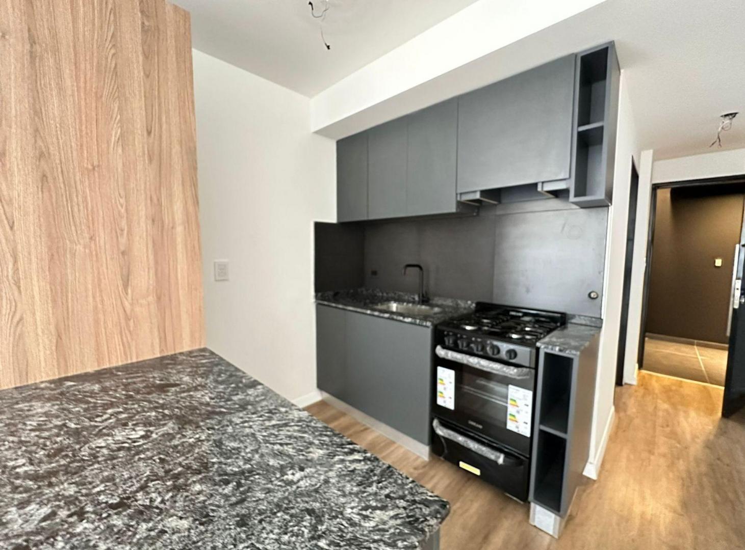 Foto de DEPTO 1 DORMITORIO A ESTRENAR EN VENTA ECHESORTU, imagen 1