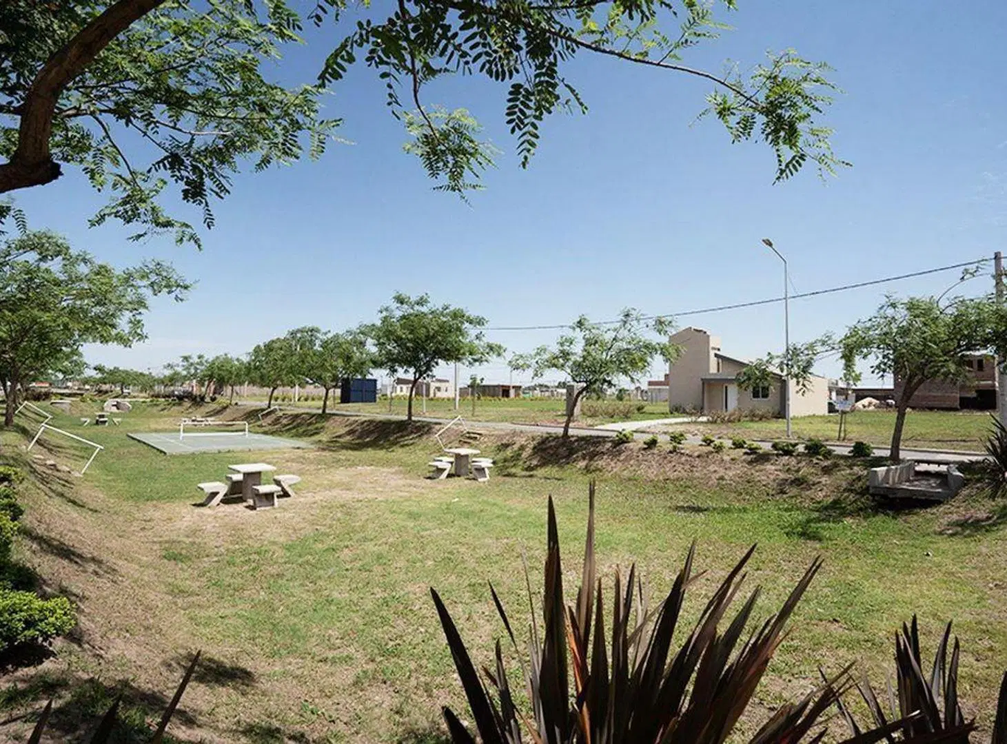 LOTE EN VENTA- ECOPUEBLO ALVEAR FINANCIA PERMUTA 4