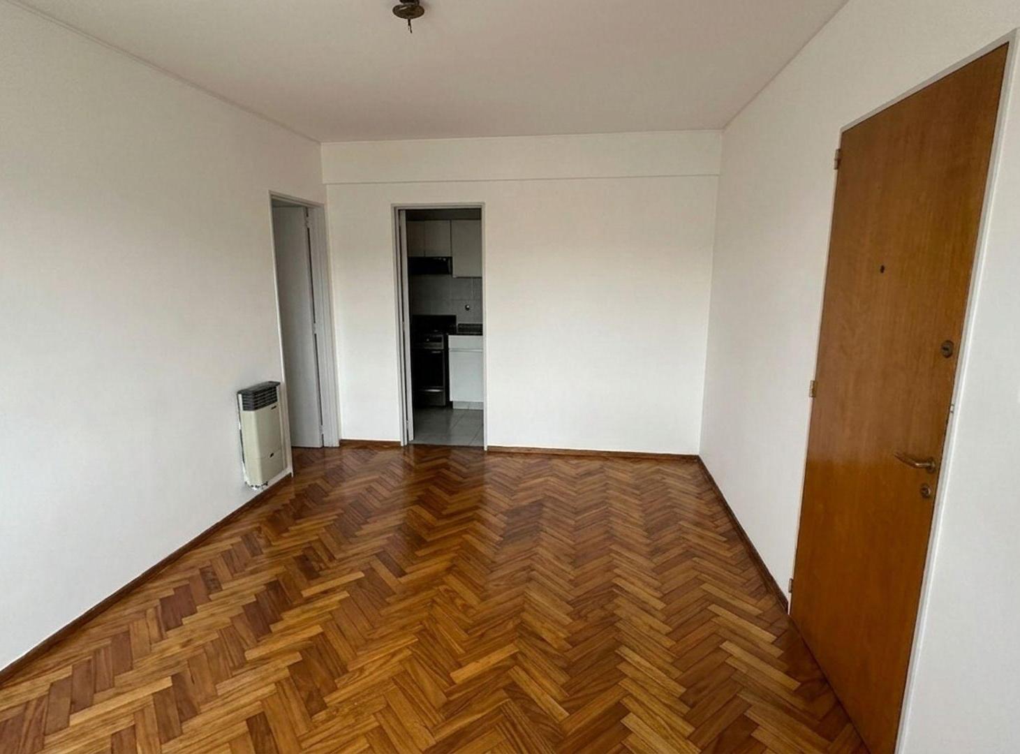 Foto de VENTA DEPARTAMENTO 1 DORMITORIO BARRIO MARTIN, imagen 2