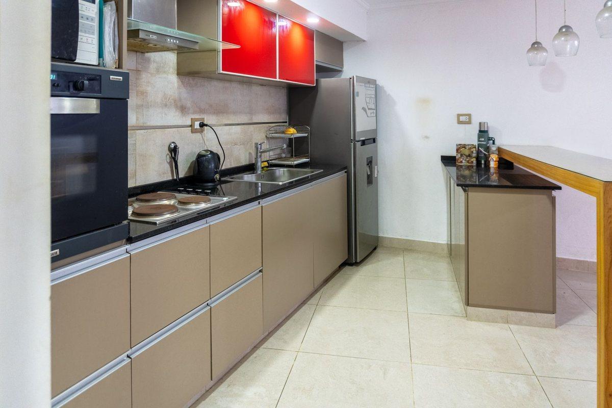 Foto de CASA EN VENTA TRES DORMITORIOS PARQUE CASADO, imagen 2