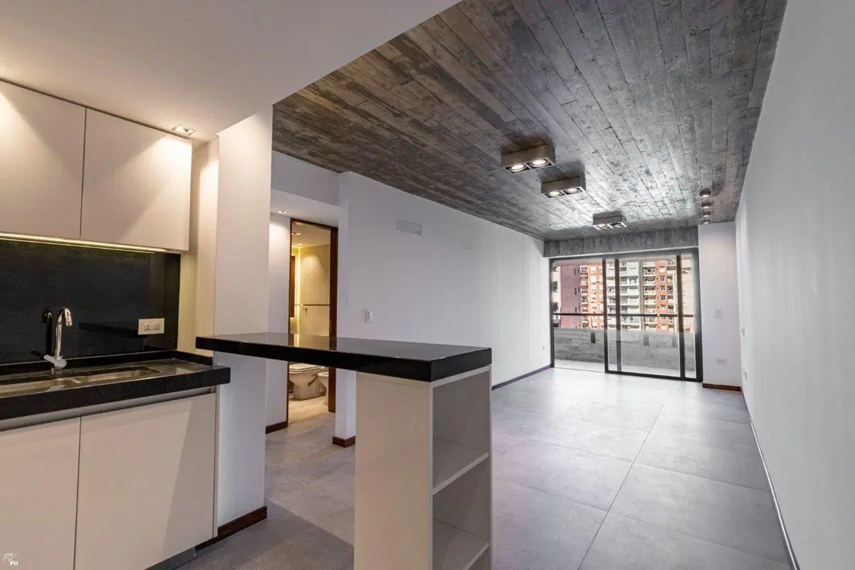 VENTA DEPARTAMENTO 3 DORMITORIOS CON BALCON CORRID 5