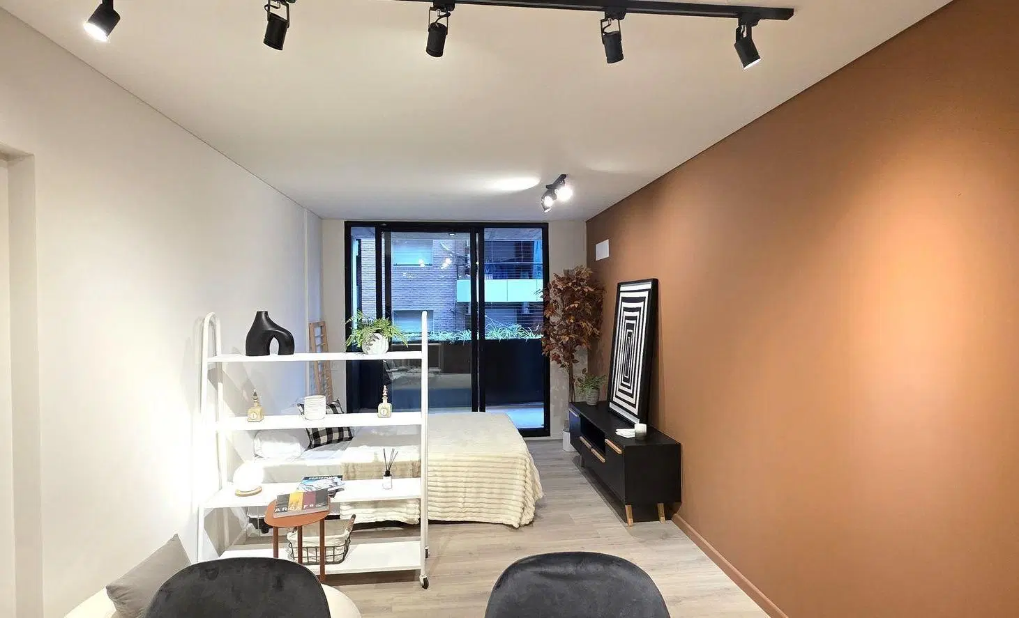 VENTA DPTO MONOAMBIENTE CON BALCON. ZONA CENTRO 2
