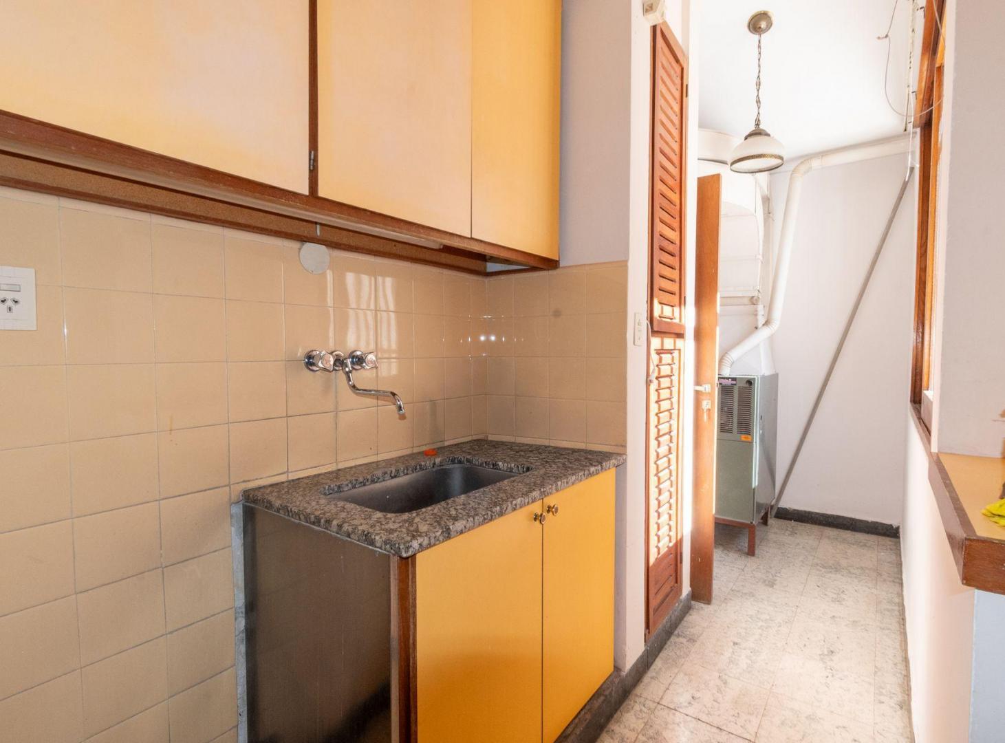 Foto de VENTA CASA CUATRO DORMITORIOS REP DE LA SEXTA, imagen 5