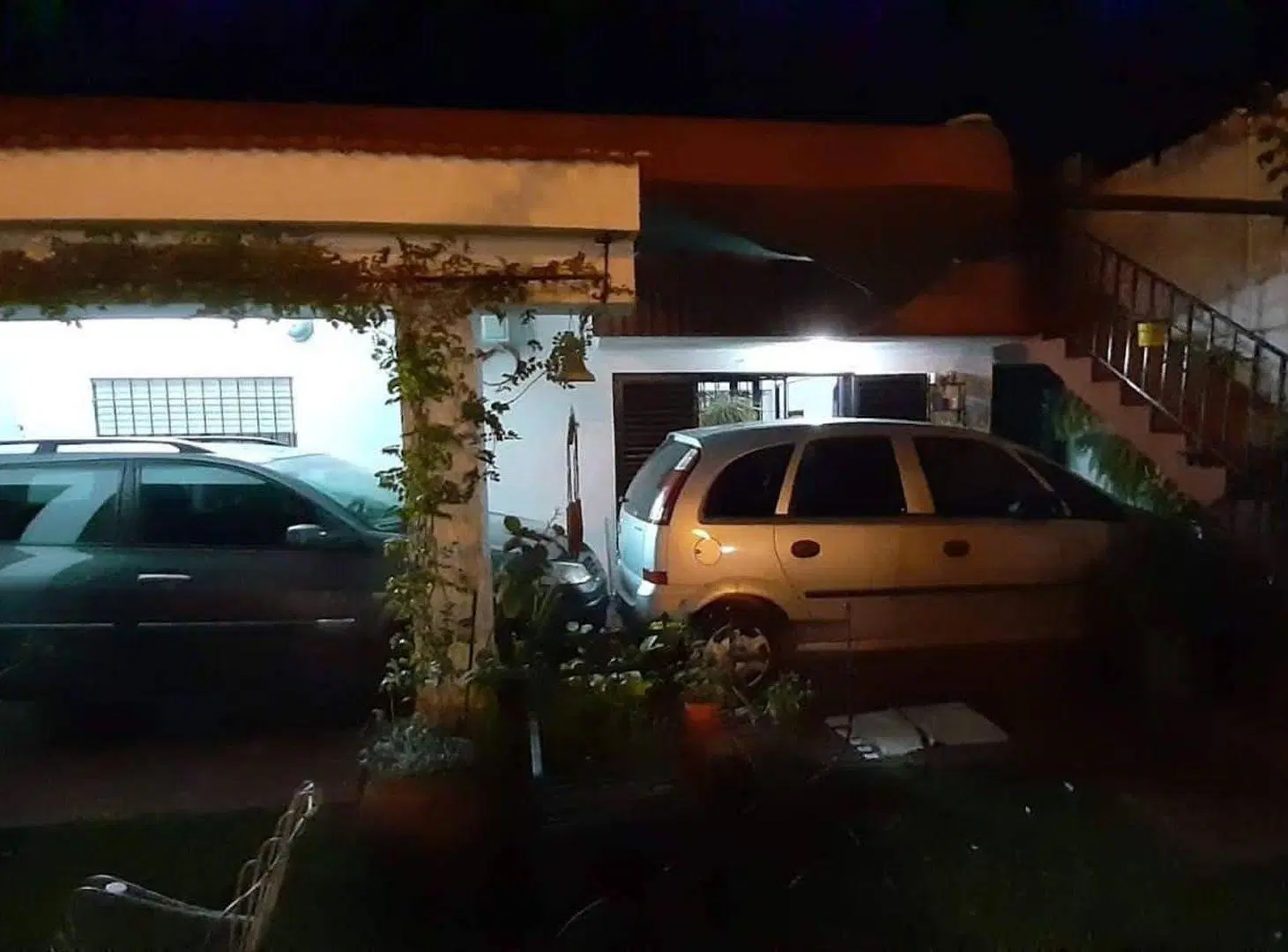CASA EN VENTA 2 DORMITORIOS BARRIO ALVEAR 4