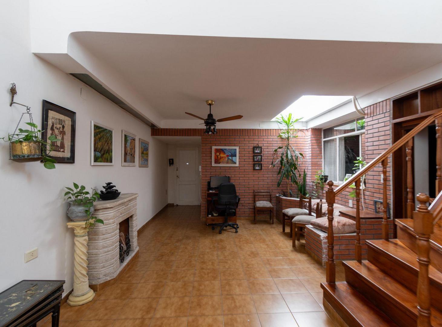 Foto de VENTA CASA DE PASILLO 2 PLANTAS ZONA CENTRO, imagen 3