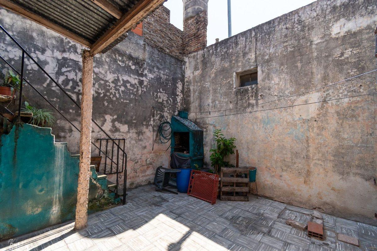 Foto de CASA PARA RECICLAR DE DOS DORM EN BARRIO LUDUEÑA, imagen 4