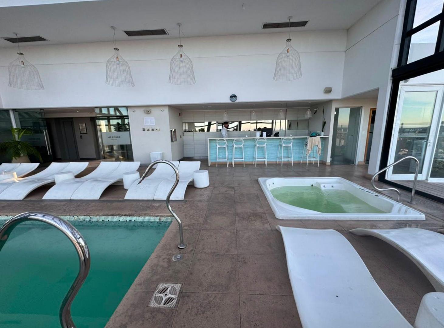 Foto de VENTA LOFT AMUEBLADO ALBERDI CON BALCÓN AMENITIES, imagen 1