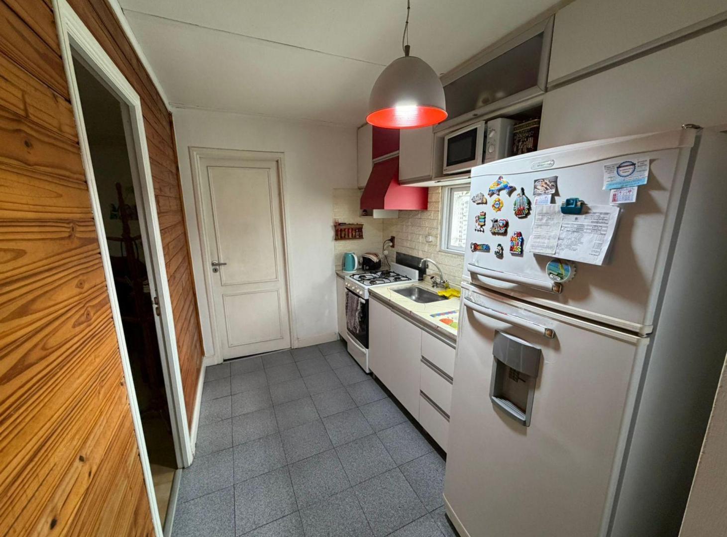 Foto de VENTA PH PLANTA ALTA 2 DORM. EXCELENTE ESTADO, imagen 4