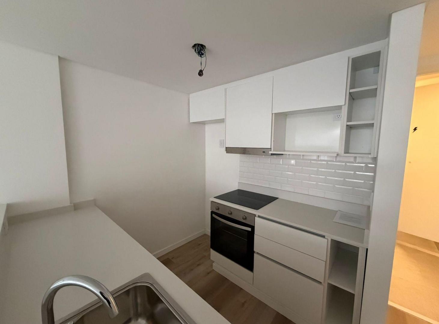 Foto de VENTA DEPTO 1 DORMITORIO PREMIUM CON COCHERA DOBLE, imagen 2