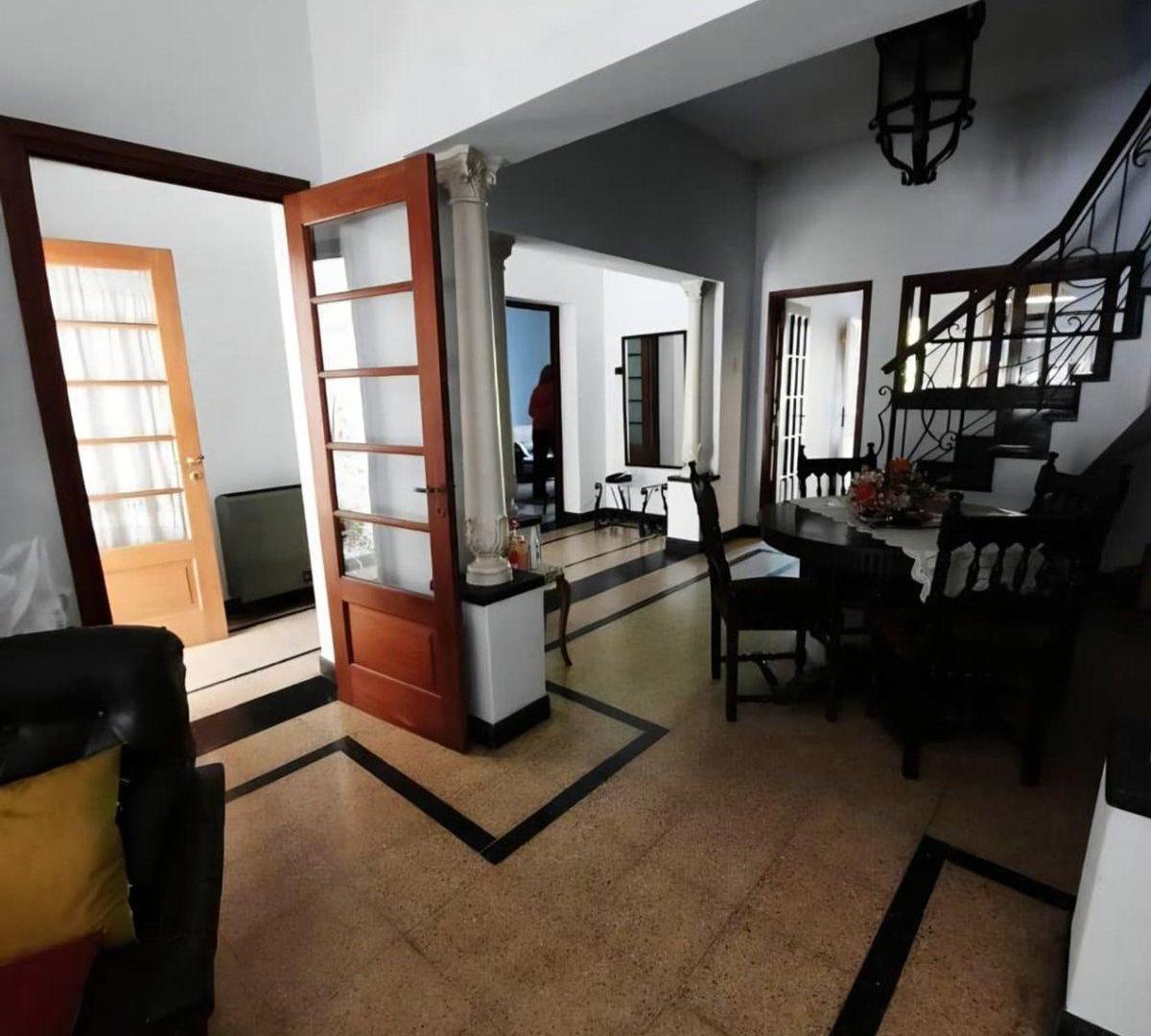 Foto de Venta casa 4 dormitorios con jardin y parrilla, imagen 4