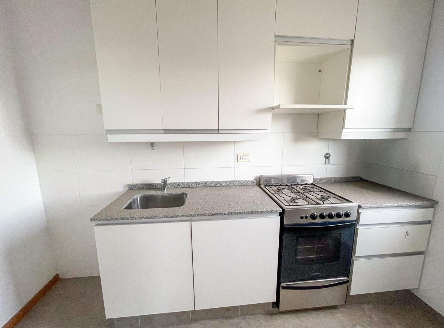 Foto de DEPARTAMENTO EN VENTA 1 DORMITORIO ECHESORTU, imagen 3