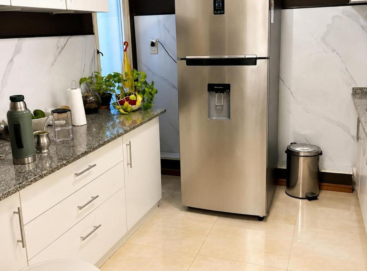 Foto de VENTA CASA DE 3 DORMITORIOS C/COCHERA, SAN LORENZO, imagen 2
