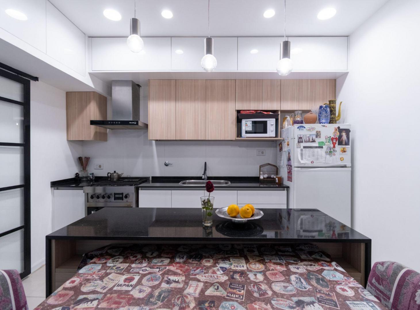 Foto de DEPARTAMENTO EN VENTA 3 DORMITORIOS BV. OROÑO, imagen 1