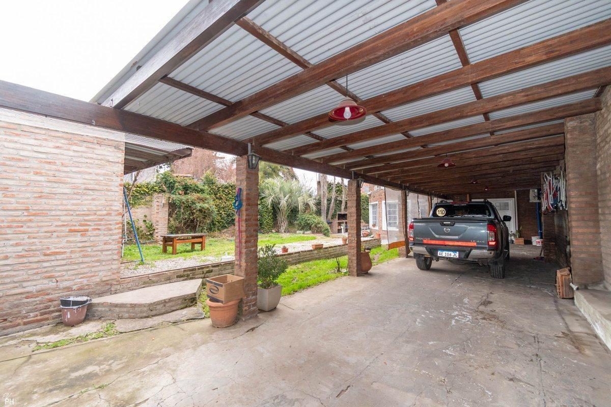 Foto de CASA EN VENTA 3 DORMITORIOS IBARLUCEA, imagen 3