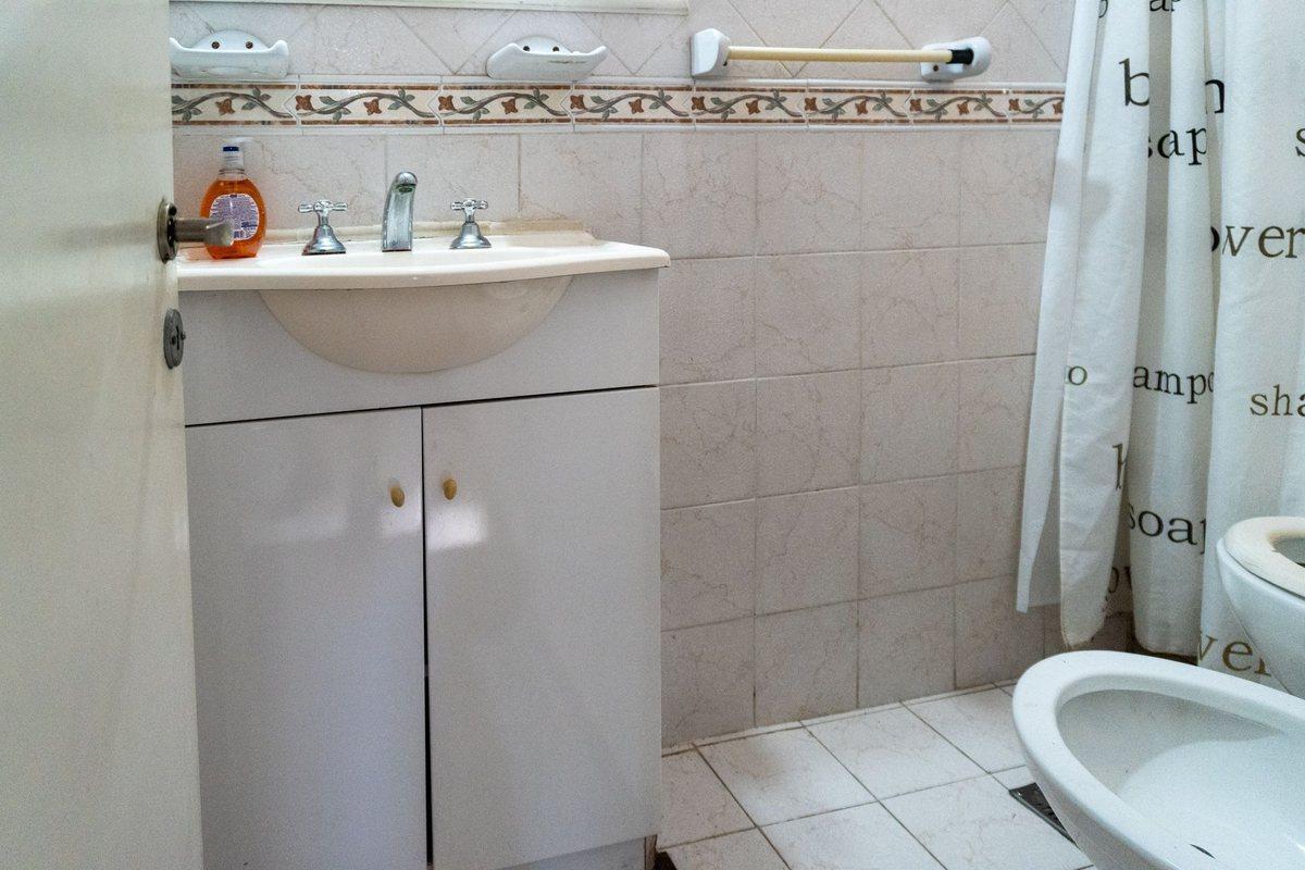 Foto de VENTA MONOAMBIENTE AV. PELLEGRINI, imagen 4