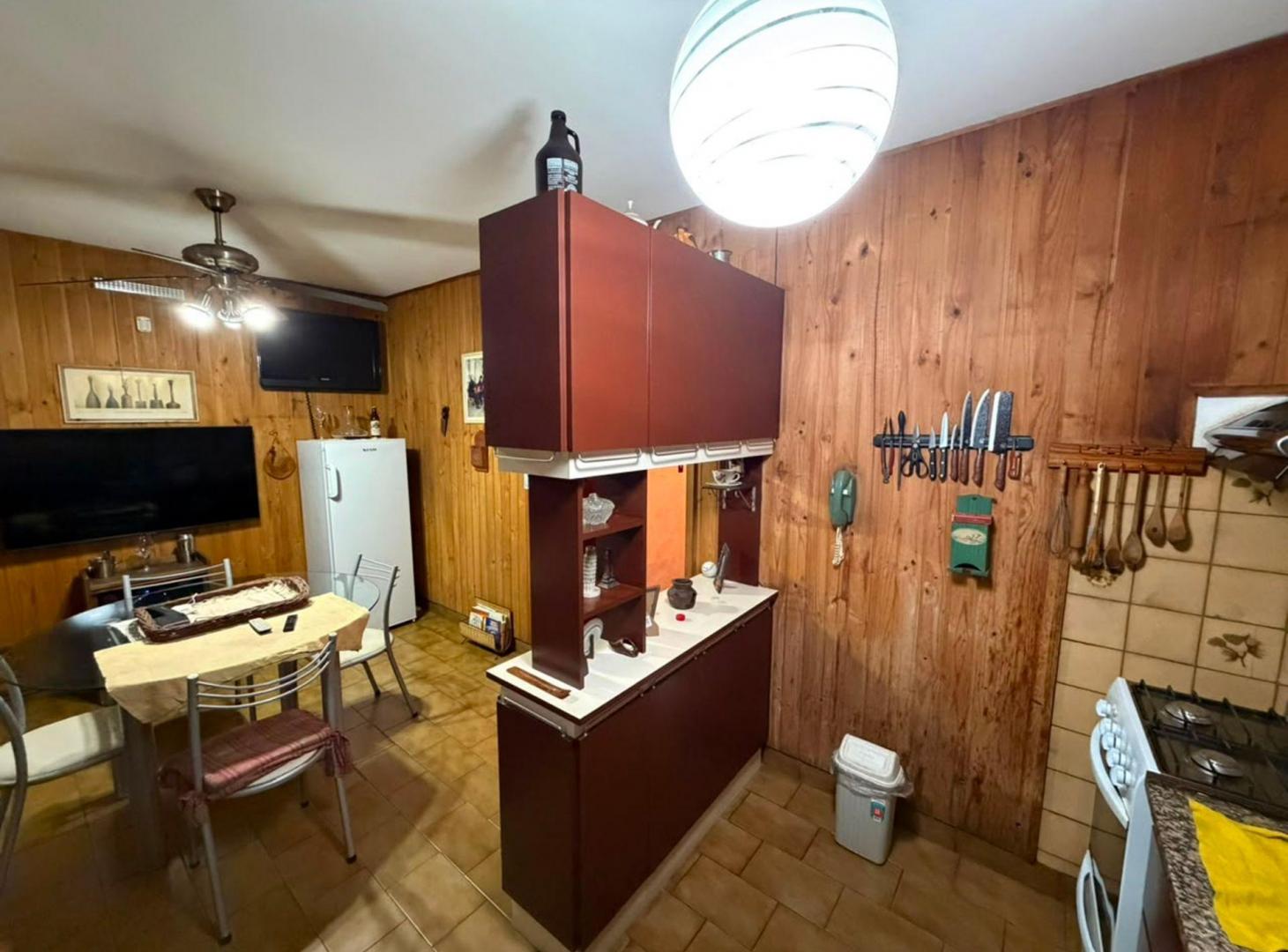 Foto de VENTA CASA 3 DORMITORIOS BARRIO INDUSTRIAL C/PATIO, imagen 2