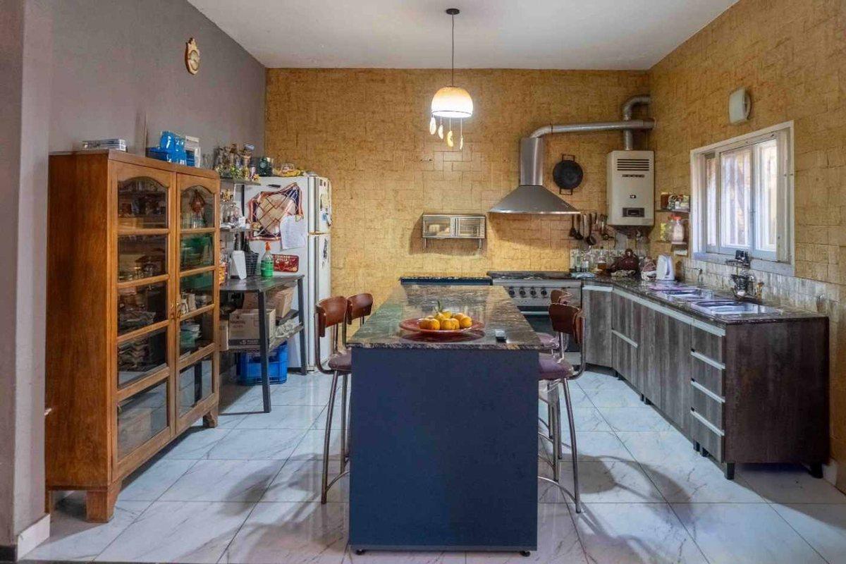 Foto de CASA EN VENTA DE TRES DORM EN BARRIO LUDUEÑA, imagen 1