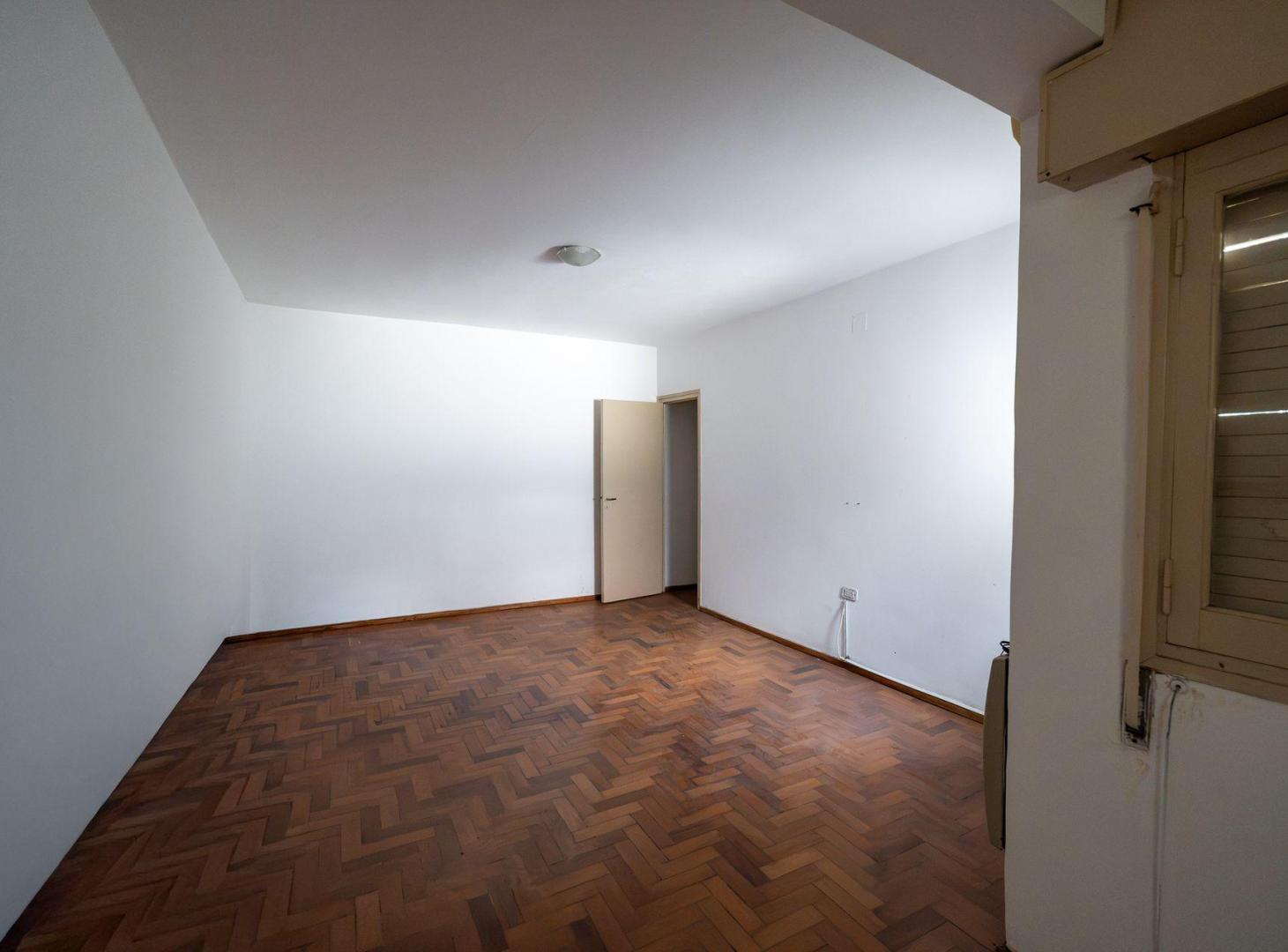 Foto de VENTA DEPARTAMENTO 2 DORM CENTRO-RIO ESCALERA GAS, imagen 4