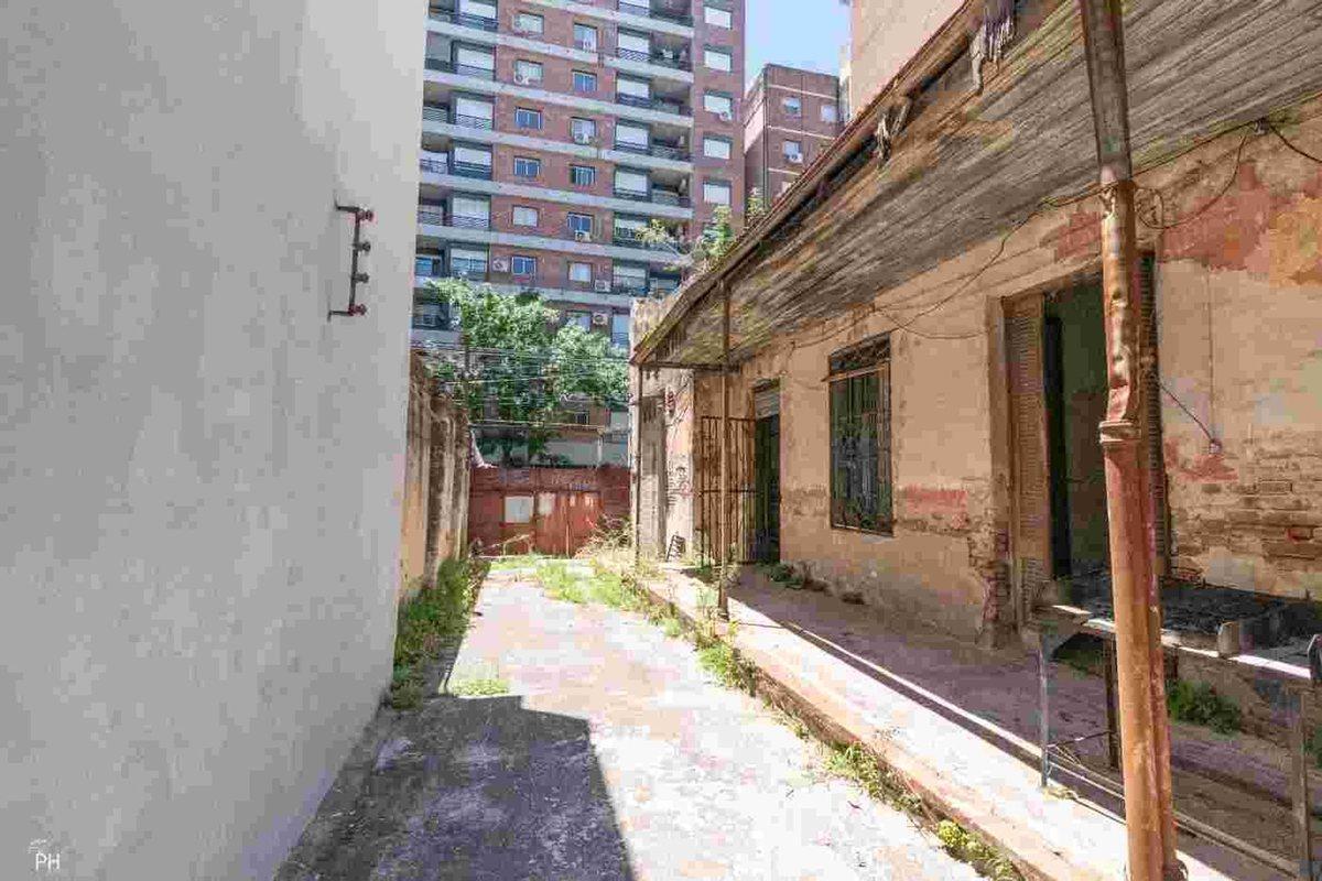 Foto de TERRENO PARA CONSTRUCTORA ABASTO PB + 10 PISOS, imagen 3
