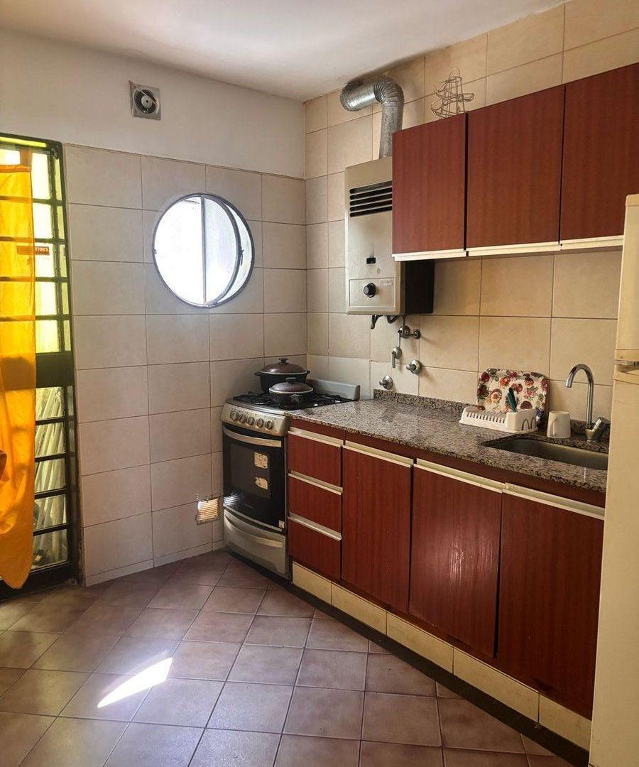 Foto de VENTA DEPARTAMENTO 2 DORM - BARRIO CURA, imagen 3