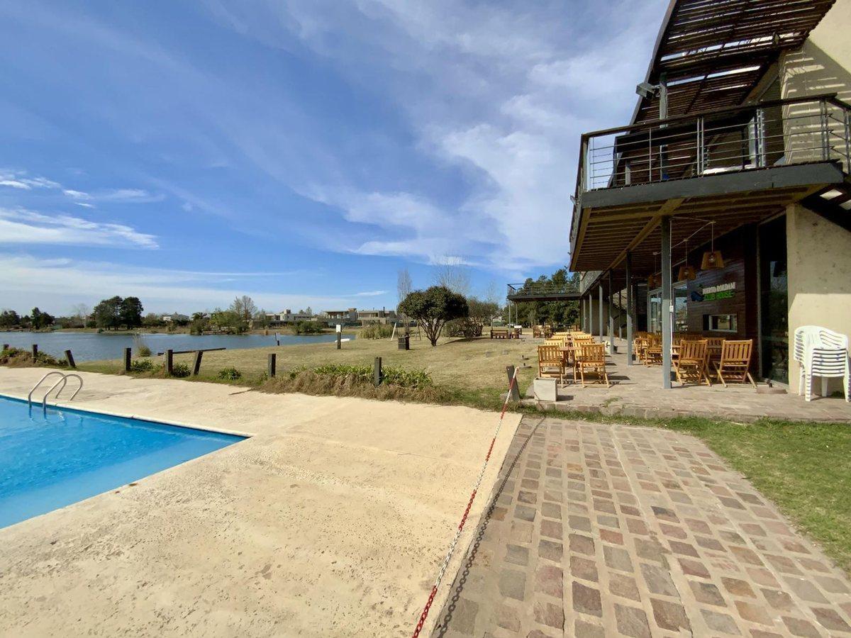 Foto de CASA EN VENTA 3 DORMITORIOS ROLDAN LOTE 1500 MTS, imagen 1