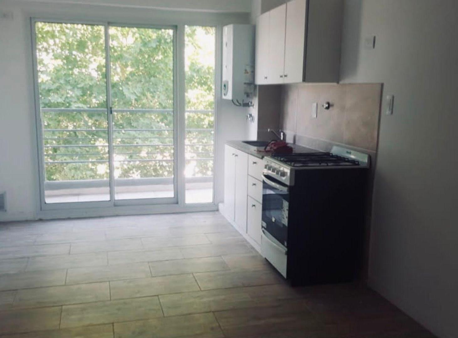 Foto de VENTA DEPTO 1 DORMITORIO ECHESORTU CON BALCON, imagen 3
