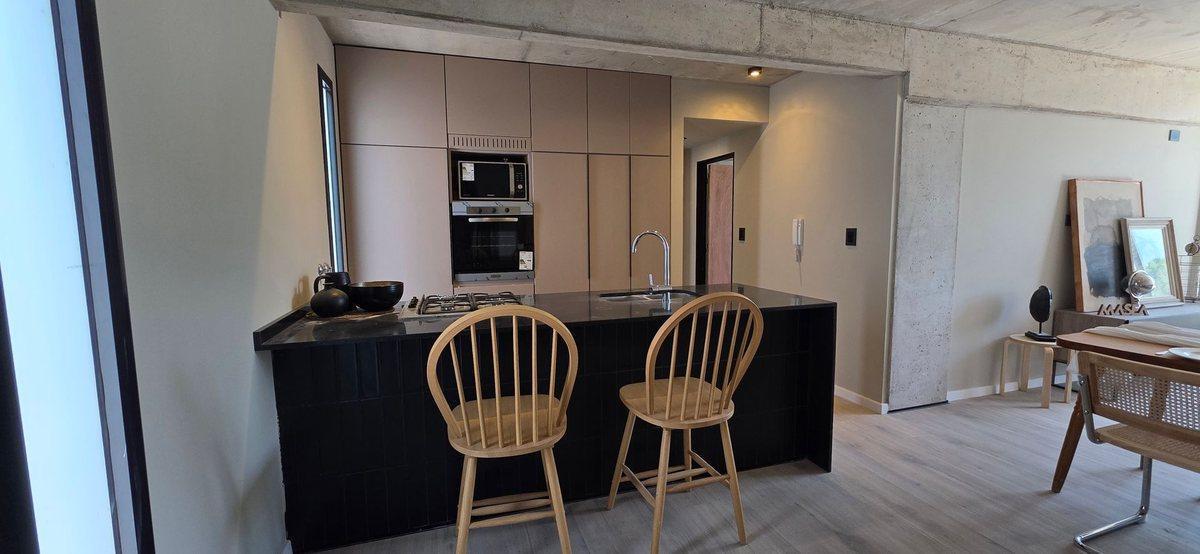 Foto de VENTA DEPARTAMENTO 2 DORMITORIOS BALCÒN. PICHINCHA, imagen 3