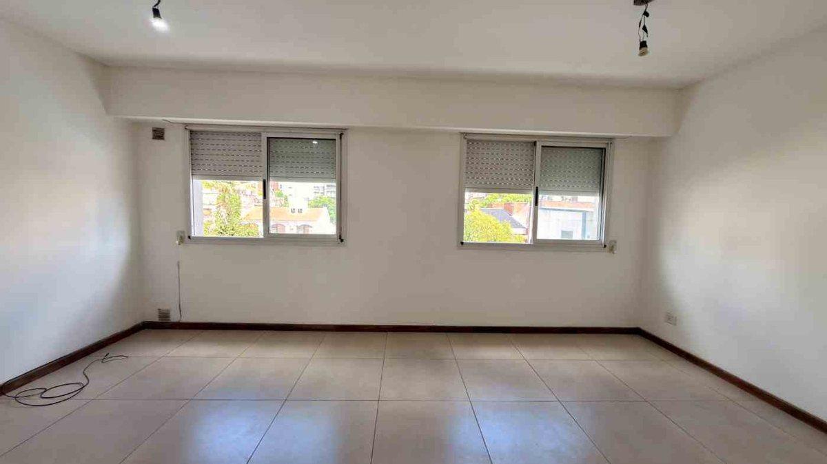 Foto de DEPARTAMENTO EN ALQUILER MONOAMBIENTE CON PILETA, imagen 2