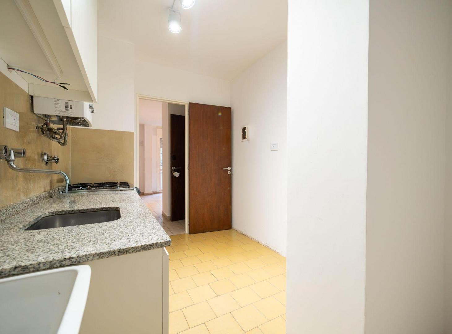 Foto de DEPARTAMENTO EN VENTA TRES DORMITORIOS CENTRO, imagen 1