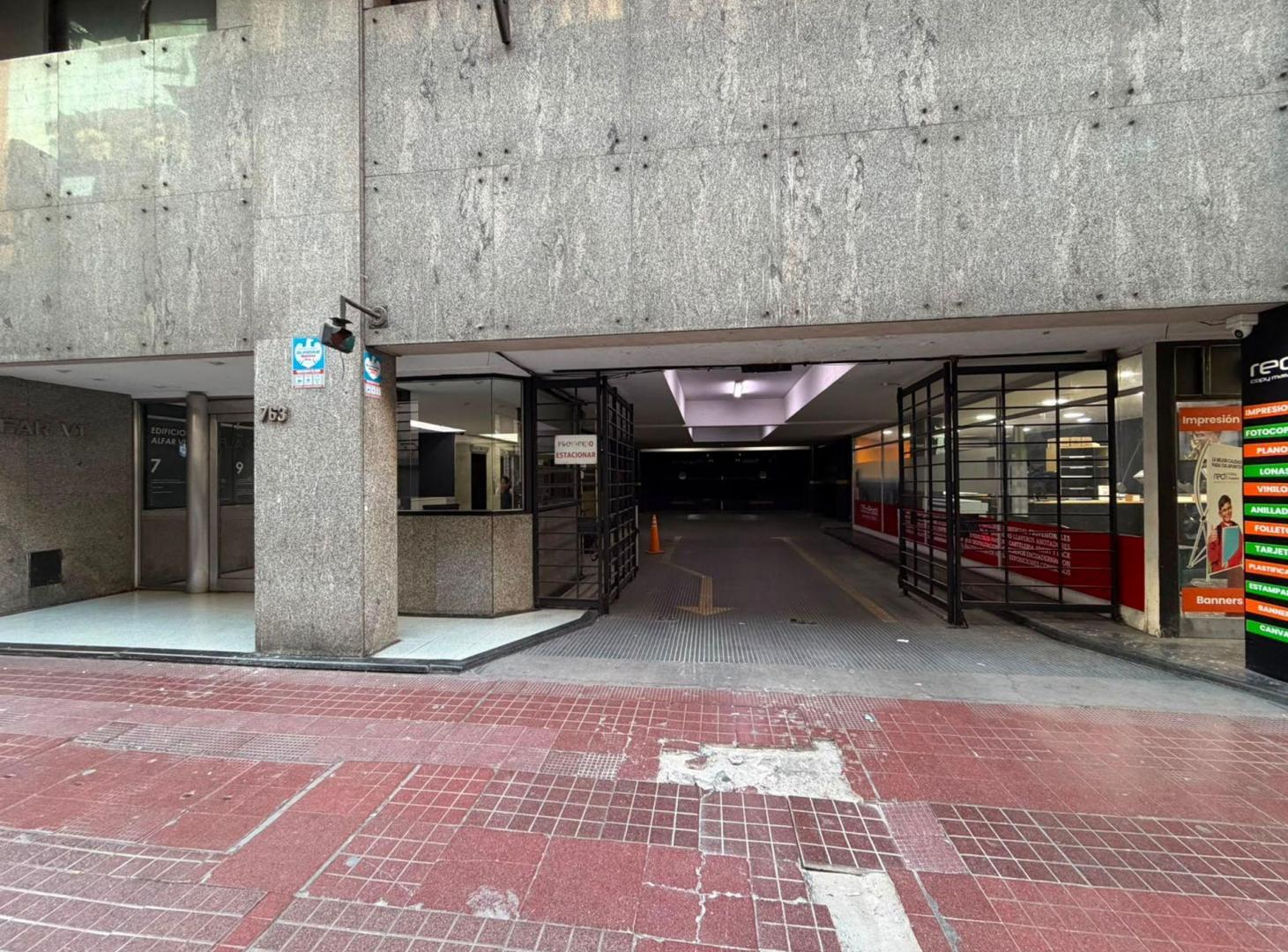 Foto de VENTA COCHERA ZONA CENTRO CORRIENTES 763, imagen 3