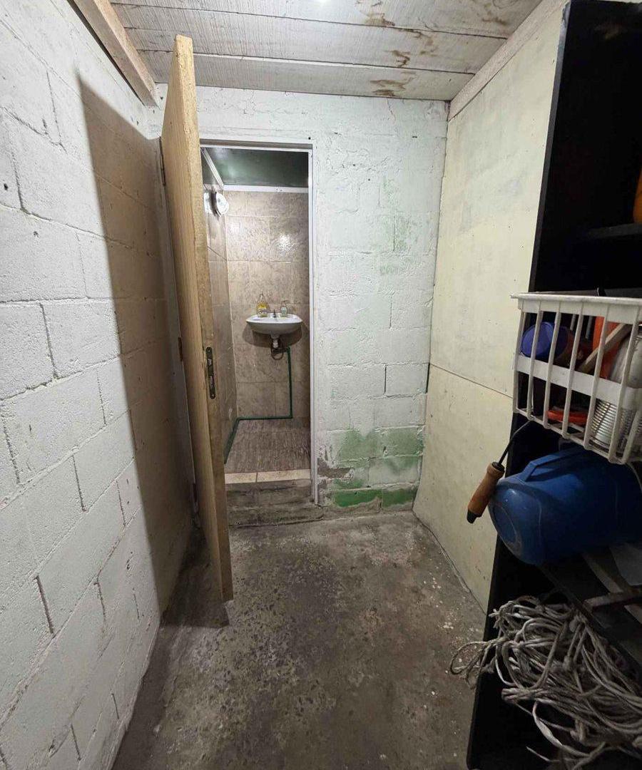 Foto de GALPON EN VENTA G. BAIGORRIA 90 M2, imagen 4