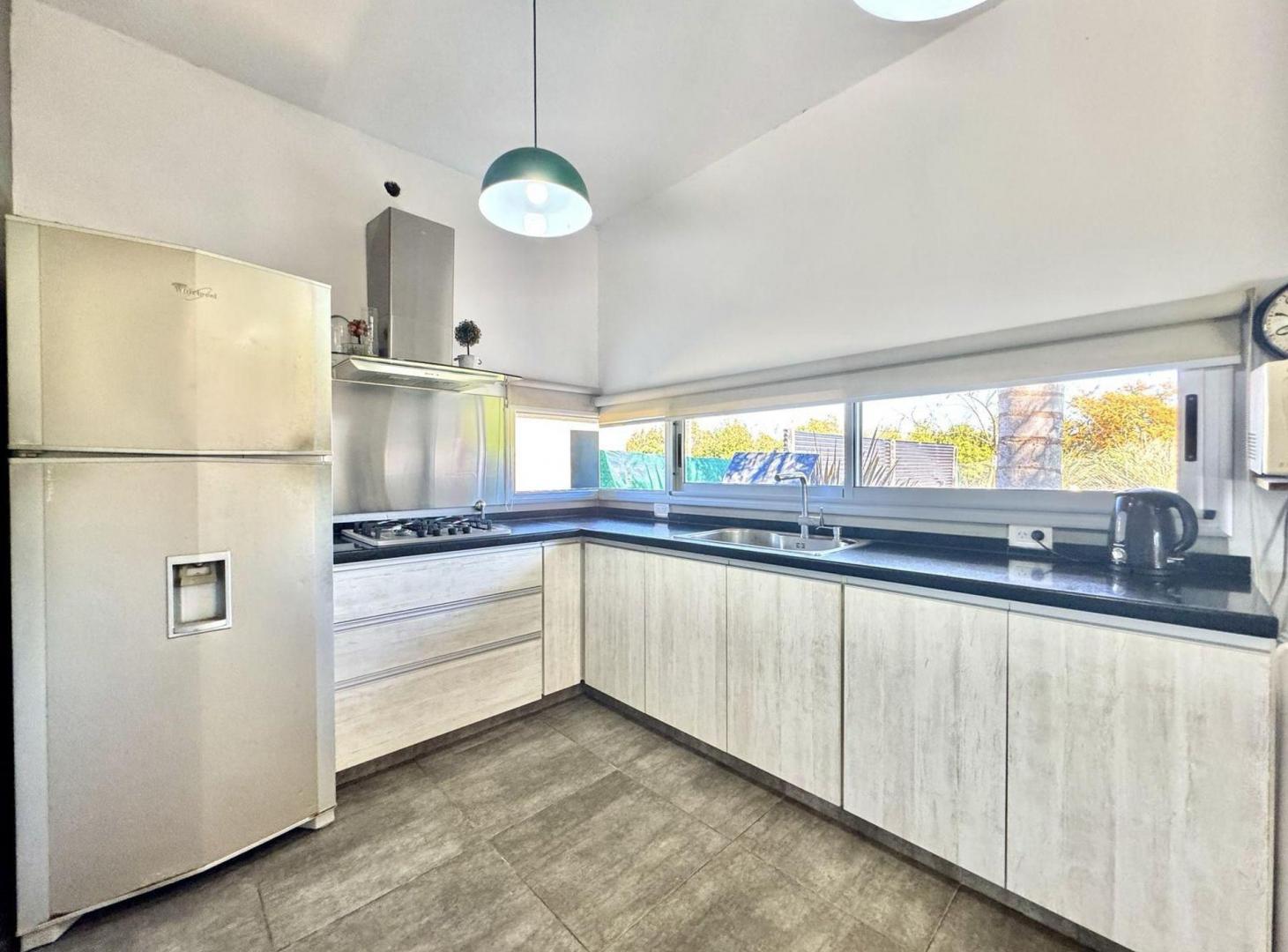Foto de CASA EN VENTA DOS DORMITORIOS ROLDAN, imagen 4