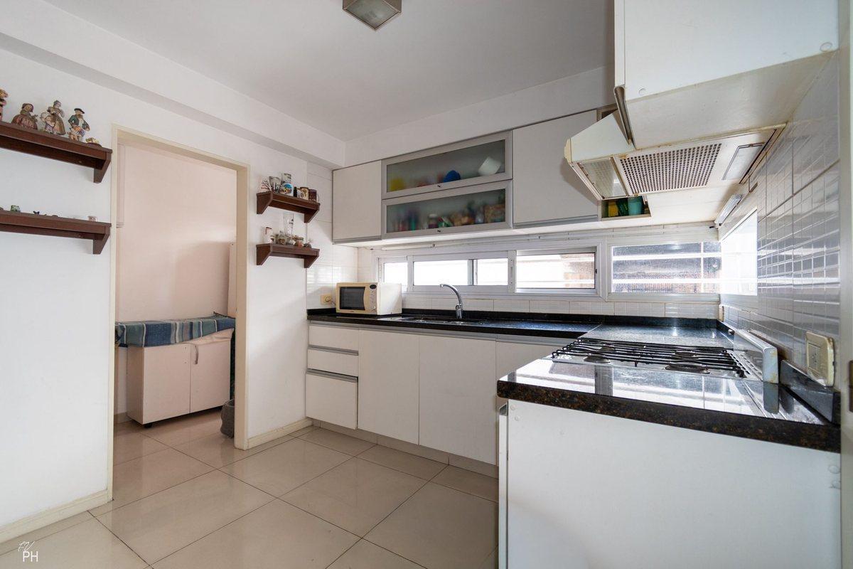 Foto de VENTA DPTO 4 DORMITORIOS OPORTUNIDAD ZONA RÌO !!, imagen 4