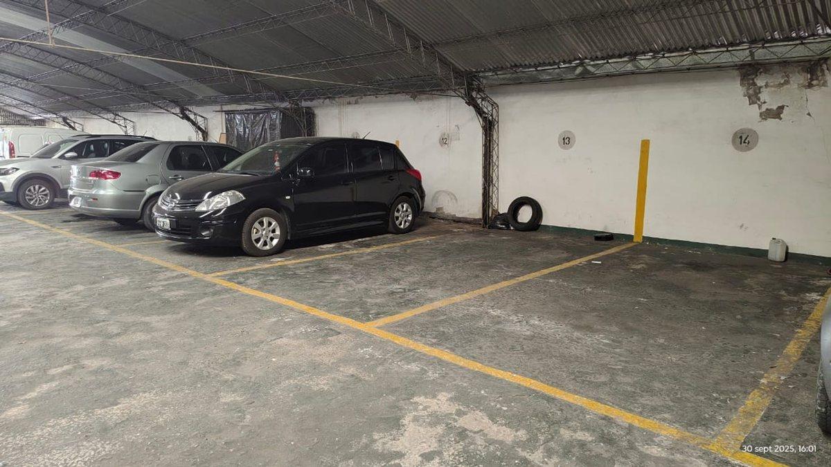 Foto de VENTA COCHERA EN ABASTO, imagen 2