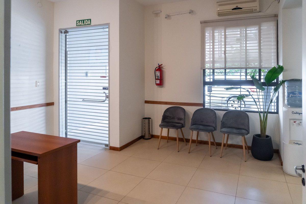 Foto de Venta Casa uso Profesional, imagen 3