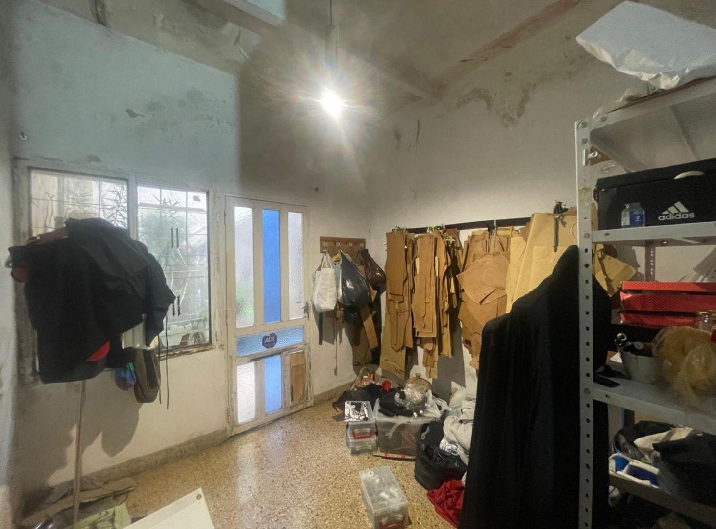 Foto de DEPTO EN VENTA 1 DORMITORIO A RECICLAR LOURDES, imagen 5