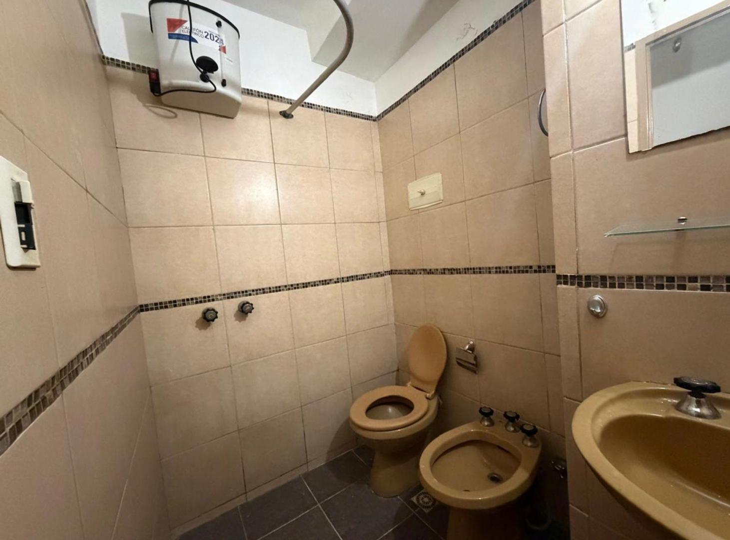 Foto de DEPARTAMENTO ALQUILER 1 DORM INTERNO ABASTO, imagen 5