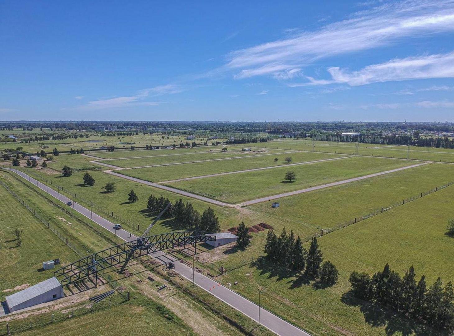 Foto de Venta terreno en los Pasos de Jockey III, imagen 1