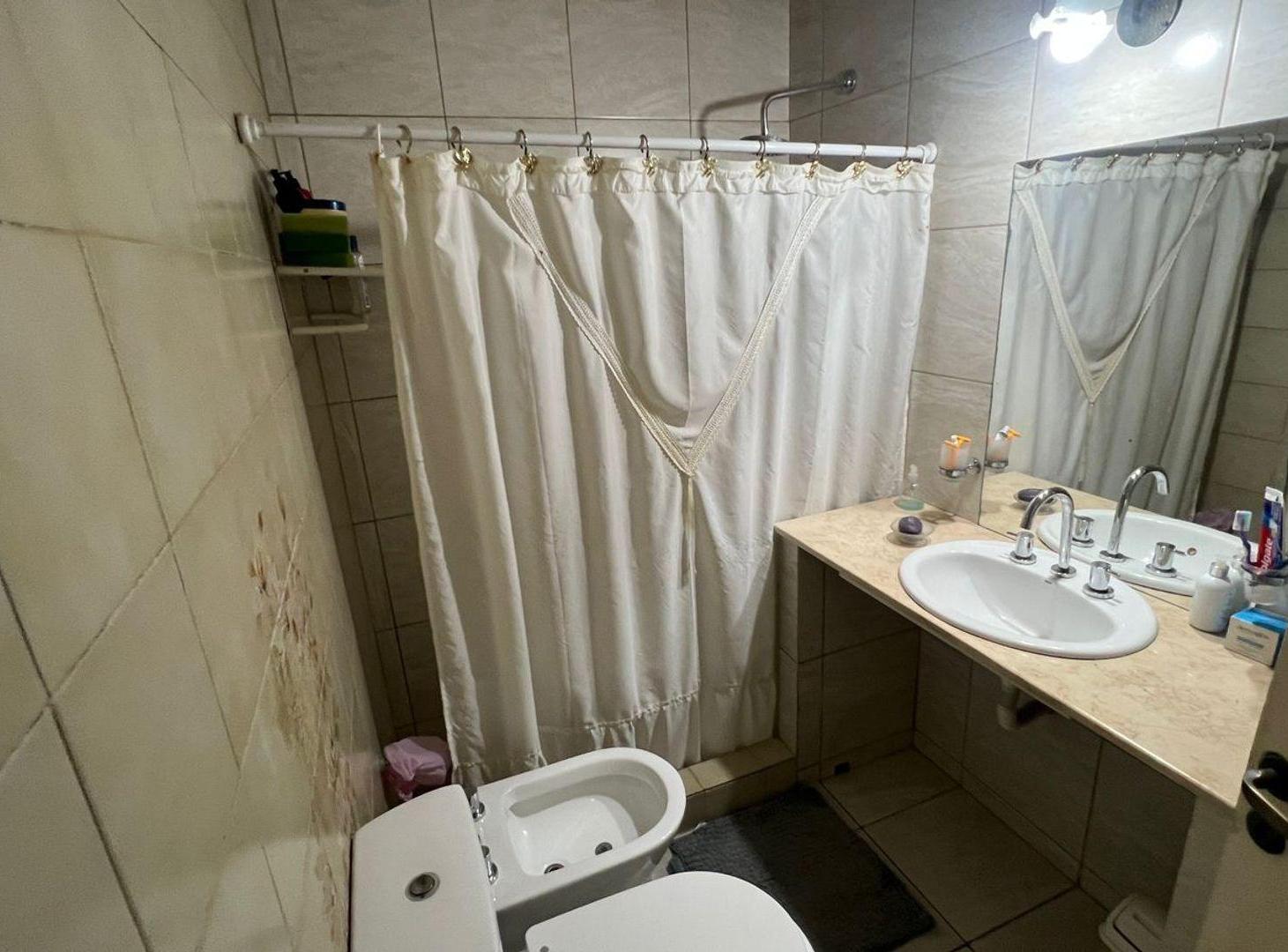 Foto de VENTA CASA PASILLO BARRIO ALBERDI, imagen 3