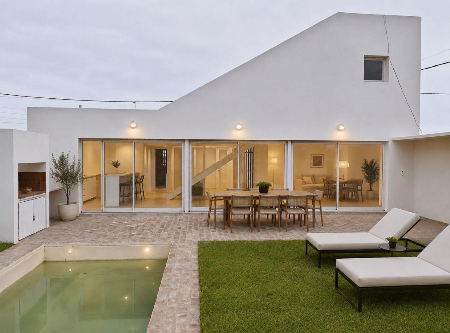 Foto de CASA EN VENTA 3 DORMITORIOS CON PISCINA, imagen 5